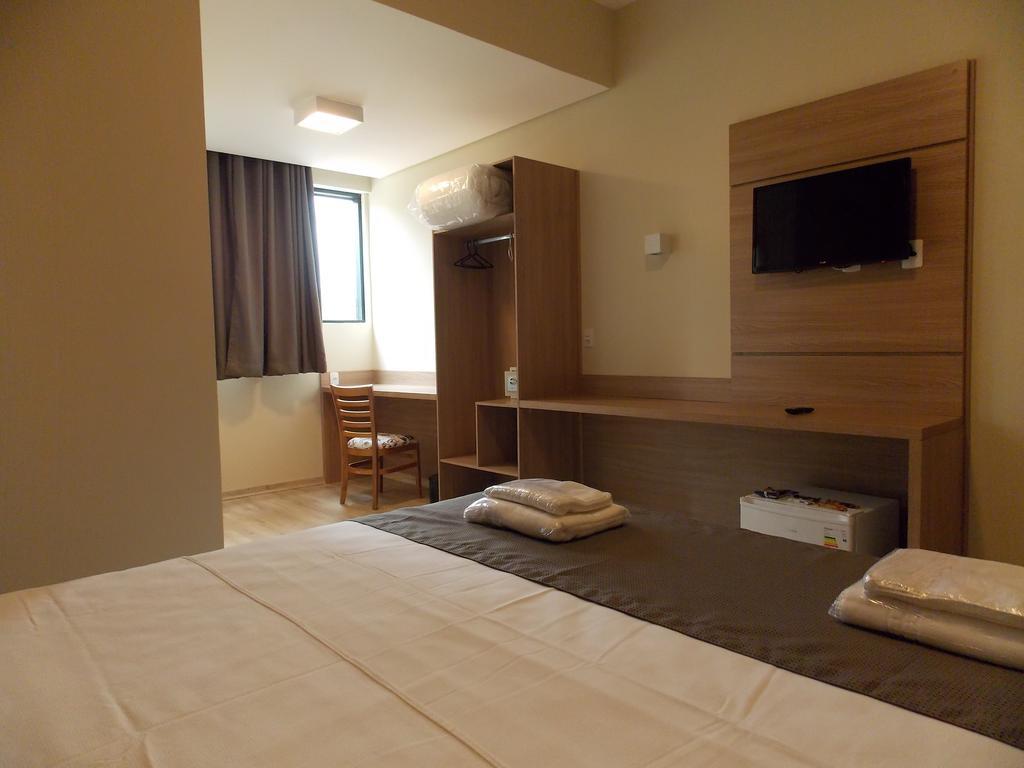 Minas Platinum Hotel & Convention Conselheiro Lafaiete Habitación foto